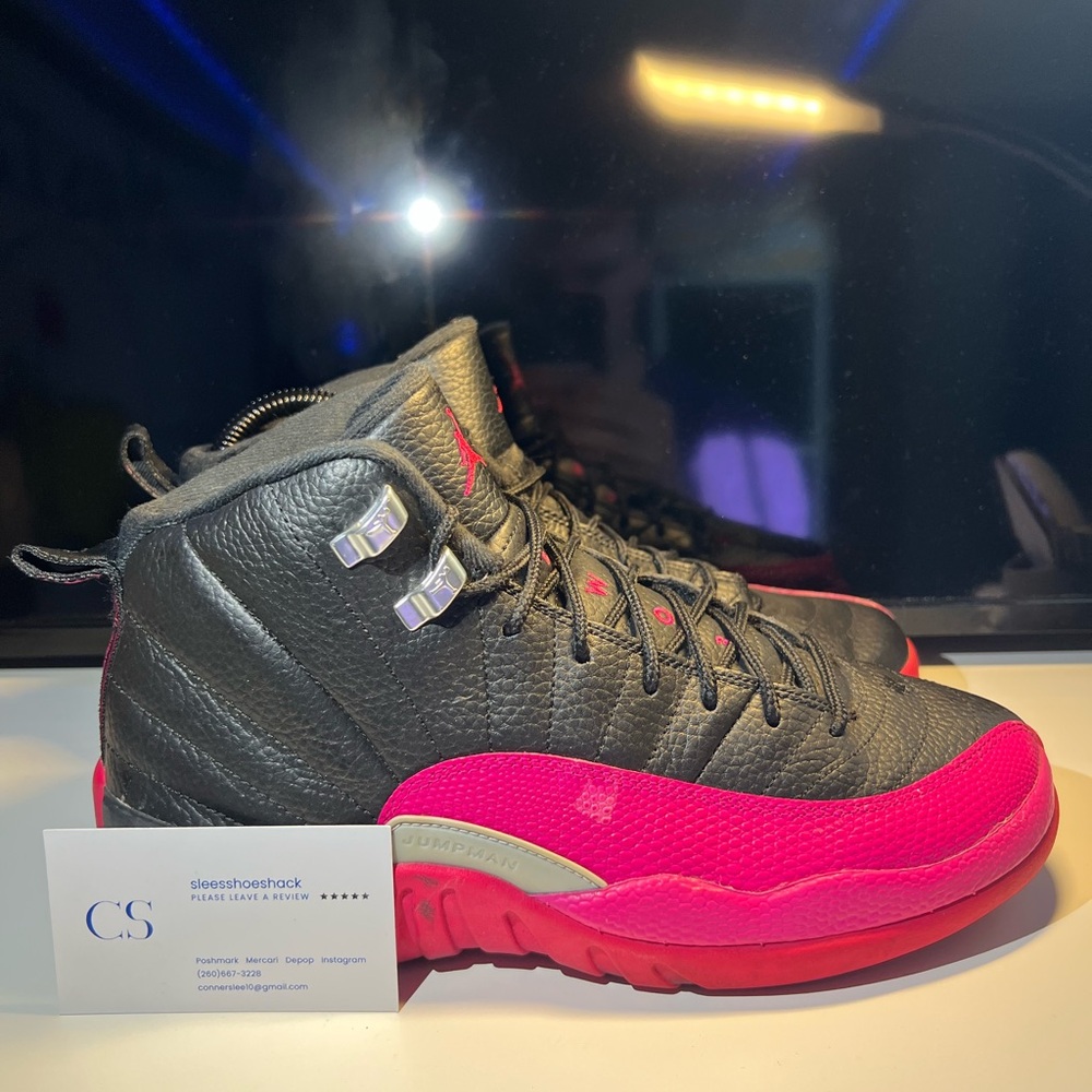 Jordan Women's Sneakers Black and Pink